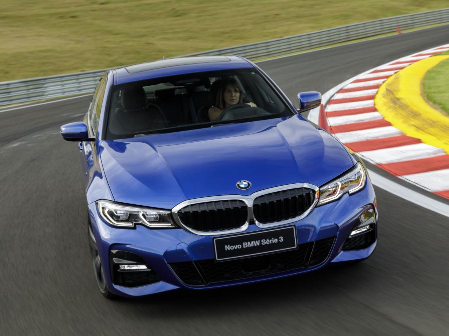  BMW 330i M Sport (G20) 2019 года  (LA) (фото 14 из 32)